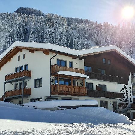 Olympia Privathotel Garni Санкт Якоб ин Дефереген Екстериор снимка